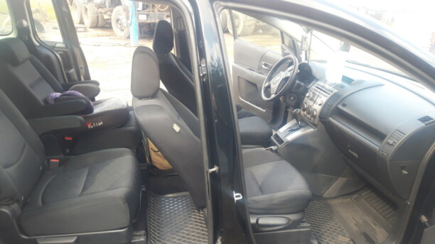 Mazda 5 I · Рестайлинг, 7 мест, 2008 г.