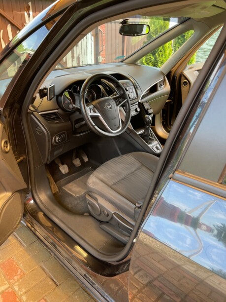 Opel Zafira C, 7 мест, 2012 г.