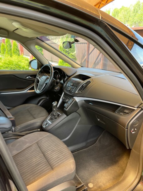 Opel Zafira C, 7 мест, 2012 г.