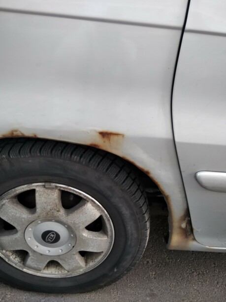 Kia Carnival I, 7 мест, 2001 г.