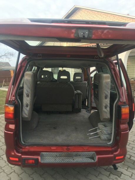 Mitsubishi Space Gear I, 1997 г.