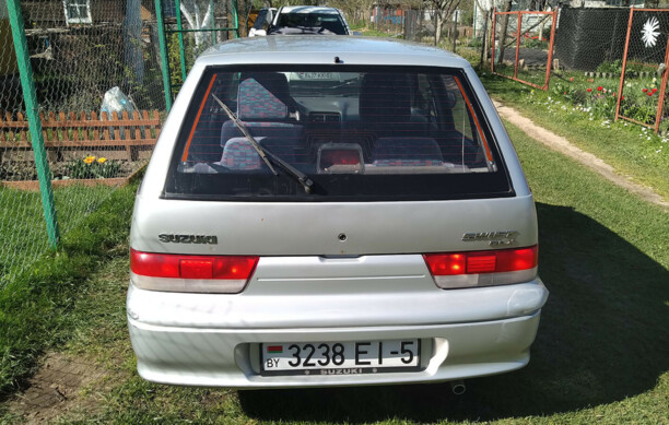 Suzuki Swift II · Рестайлинг, 2001 г.