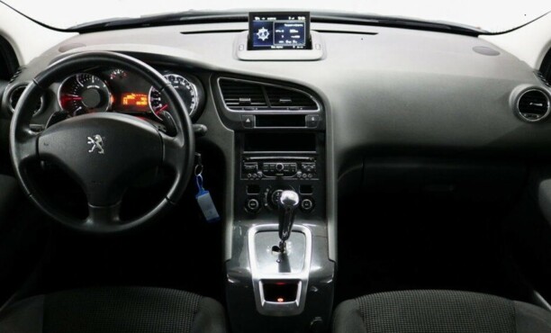 Peugeot 5008 I · Рестайлинг, 2014 г.