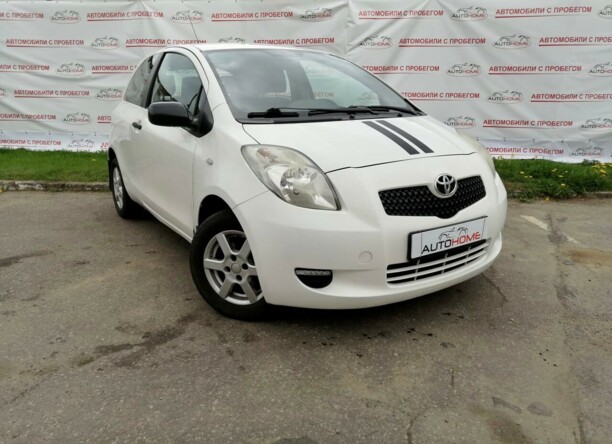 Toyota Yaris II (XP9), 2008 г.