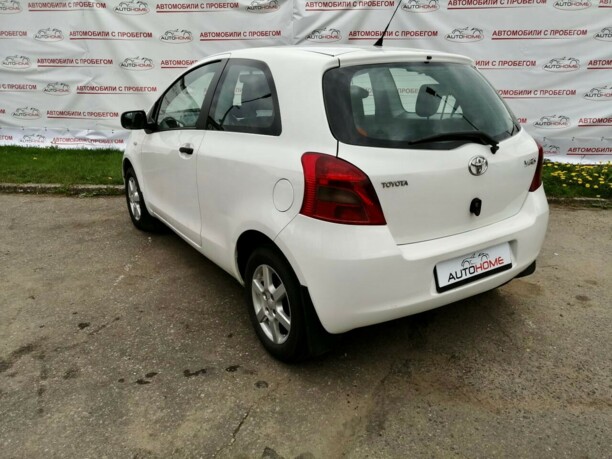 Toyota Yaris II (XP9), 2008 г.