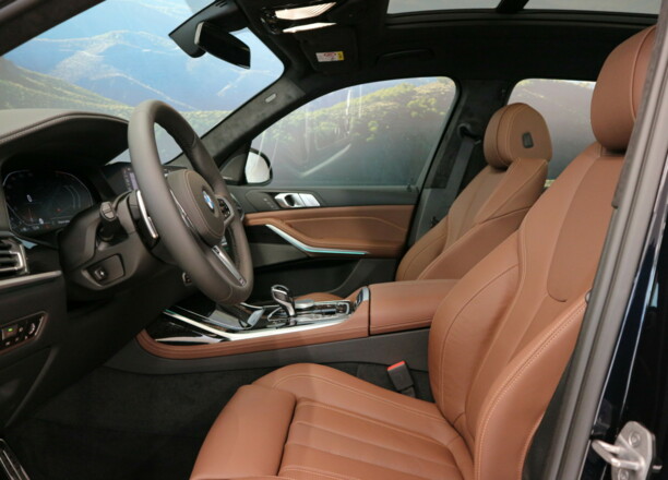 BMW X7, 7 мест, 2020 г.