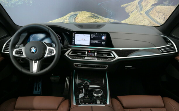 BMW X7, 7 мест, 2020 г.