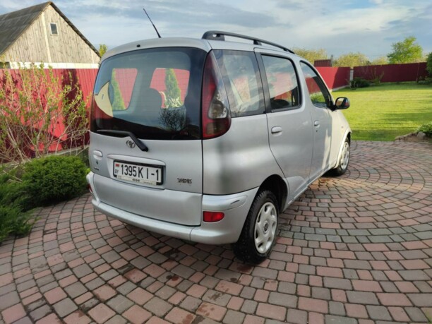 Toyota Yaris Verso, 2002 г.