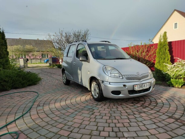 Toyota Yaris Verso, 2002 г.