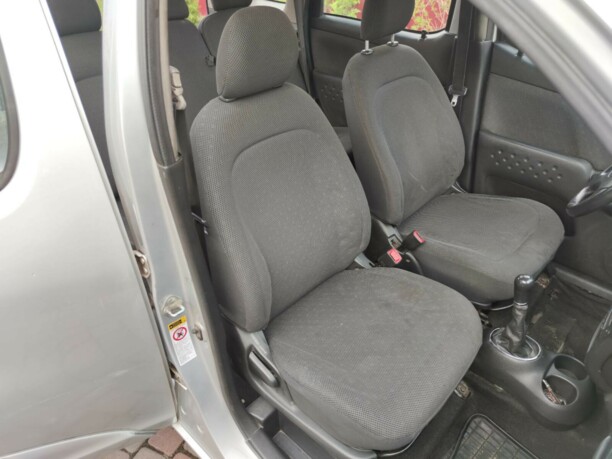 Toyota Yaris Verso, 2002 г.
