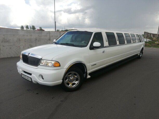 Lincoln Navigator I, 7 мест, 2000 г.