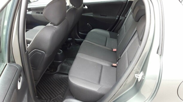Peugeot 207 I · Рестайлинг, 2010 г.
