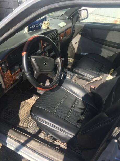 Opel Omega A, 1988 г.
