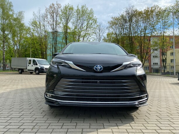 Toyota Sienna III (XL30), 7 мест, 2021 г.
