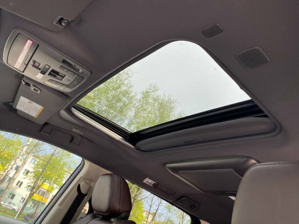 Toyota Sienna III (XL30), 7 мест, 2021 г.