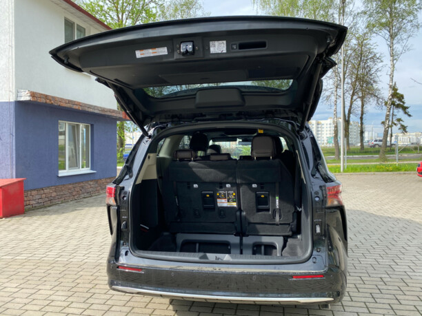 Toyota Sienna III (XL30), 7 мест, 2021 г.