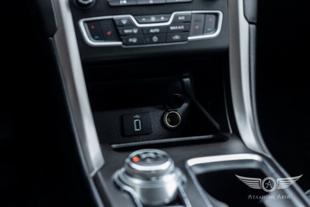 Ford Fusion USA II · Рестайлинг, 2017 г.