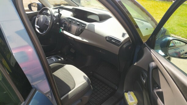 Citroen C4 Grand Picasso II, 7 мест, 2016 г.