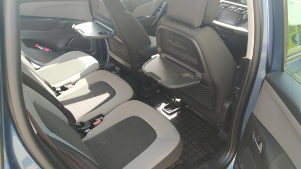 Citroen C4 Grand Picasso II, 7 мест, 2016 г.