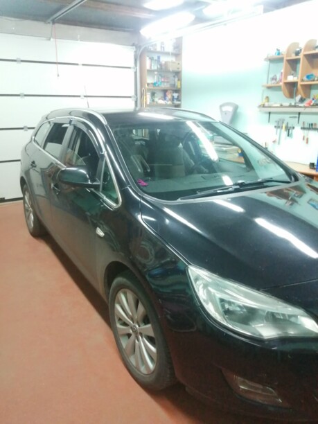 Opel Astra J, 2011 г.