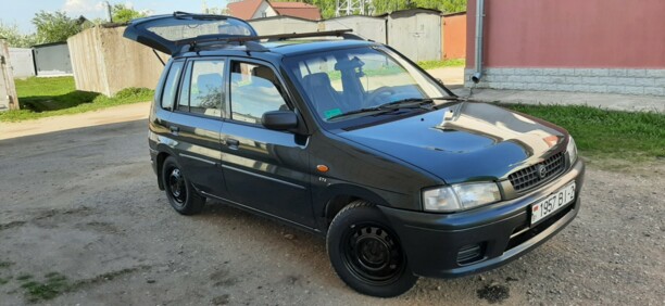 Mazda Demio DW, 1999 г.