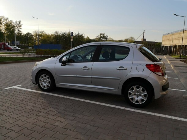 Peugeot 207 I · Рестайлинг, 2011 г.
