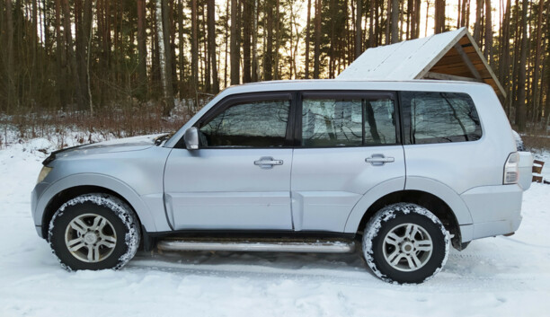 Mitsubishi Pajero IV, 5 мест, 2010 г.