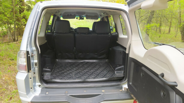 Mitsubishi Pajero IV, 5 мест, 2010 г.