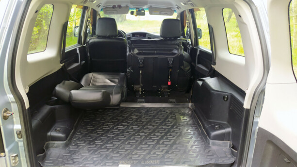 Mitsubishi Pajero IV, 5 мест, 2010 г.