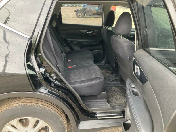 Nissan X-Trail II (T32), 5 мест, 2016 г.
