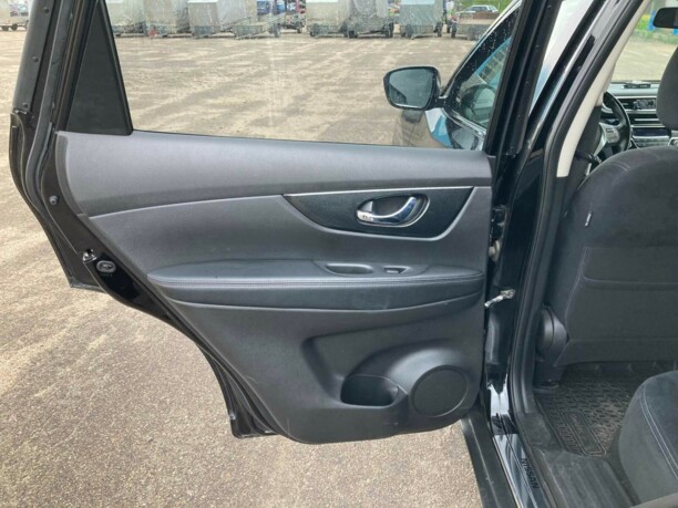 Nissan X-Trail II (T32), 5 мест, 2016 г.