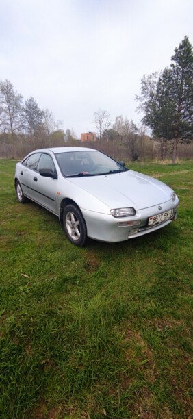 Mazda 323F, 1997 г.