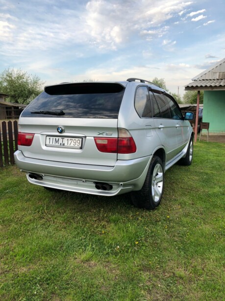 BMW X5 E53, 5 мест, 2001 г.