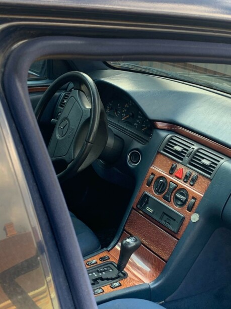 Mercedes-Benz E-Класс W210, S210, 1997 г.