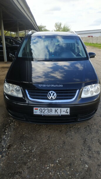 Volkswagen Touran I, 7 мест, 2004 г.