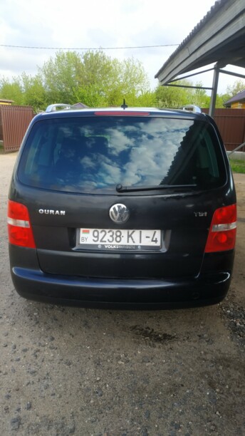 Volkswagen Touran I, 7 мест, 2004 г.