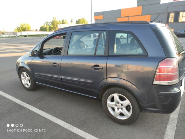 Opel Zafira B, 7 мест, 2006 г.