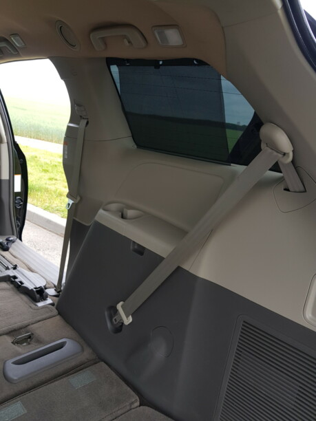Toyota Sienna III (XL30), 7 мест, 2017 г.