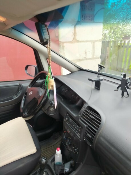 Opel Zafira A, 7 мест, 2000 г.