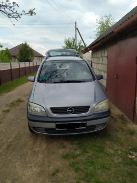 Opel Zafira A, 7 мест, 2000 г.