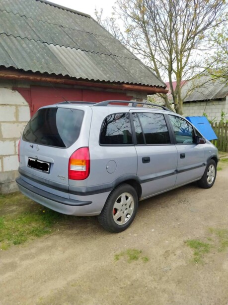 Opel Zafira A, 7 мест, 2000 г.