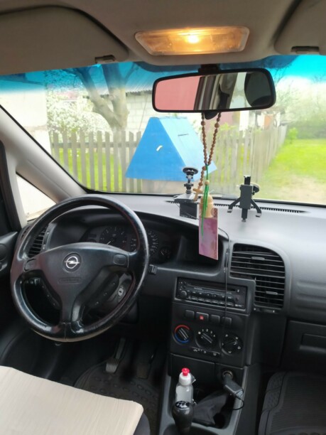 Opel Zafira A, 7 мест, 2000 г.