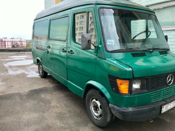 Mercedes Т1 207D - 410D 208 D, 1993 г.