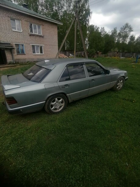 Mercedes-Benz E-Класс W124, S124, C124, A124, 1986 г.