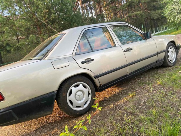 Mercedes-Benz E-Класс W124, S124, C124, A124, 1986 г.