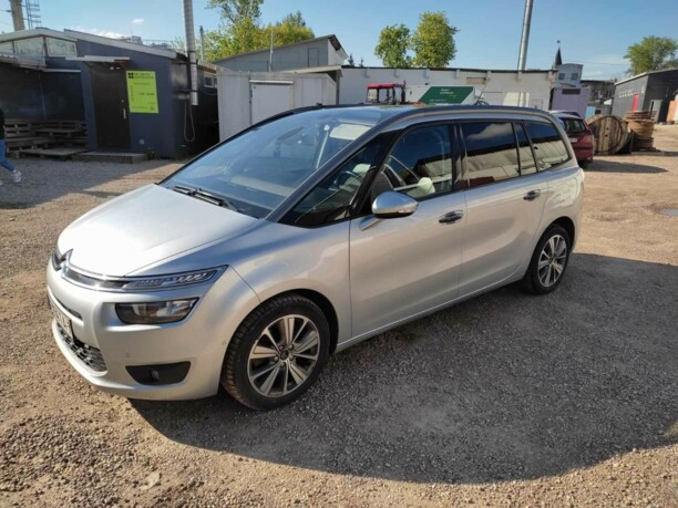 Citroen C4 Grand Picasso II, 7 мест, 2015 г.