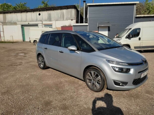 Citroen C4 Grand Picasso II, 7 мест, 2015 г.