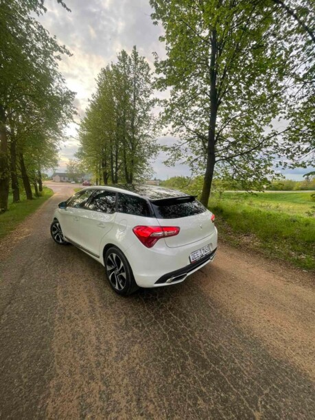Citroen DS5, 2012 г.