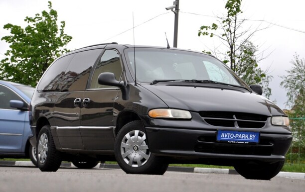 Chrysler Grand Voyager III, 7 мест, 2000 г.