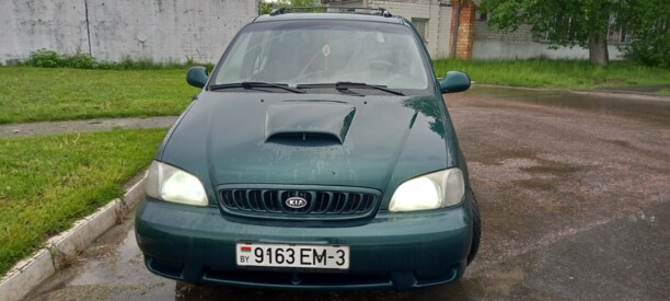 Kia Carnival I, 7 мест, 2001 г.